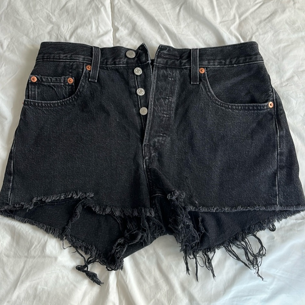 Vintage Black Levi’s Short Shorts